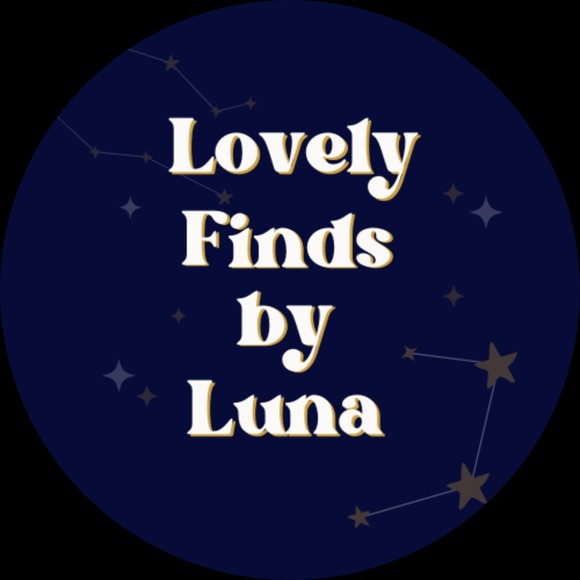 lovelybyluna